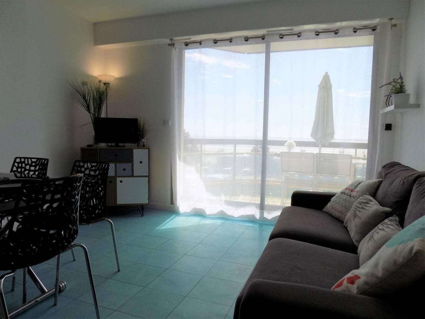 Saint Georges De Didonne - Pleine Vue Mer Pour Ce Studio Cabine Face A La Plage Dış mekan fotoğraf